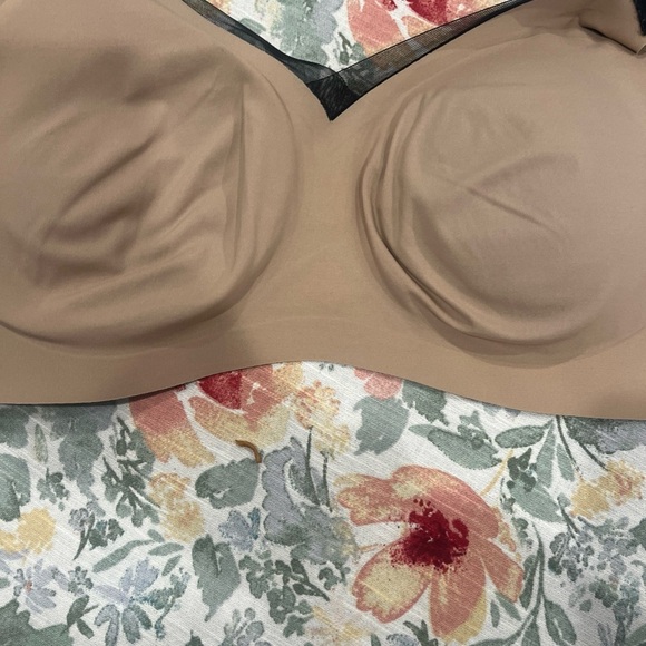 Chic Black Mesh Women's Bra - Picture 7 of 9